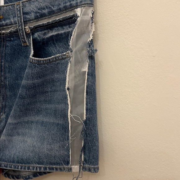 FRAME Atelier Insert Denim Boyfriend Shorts NWOT Sz 28 Trendy Summer Beach - Picture 4 of 4